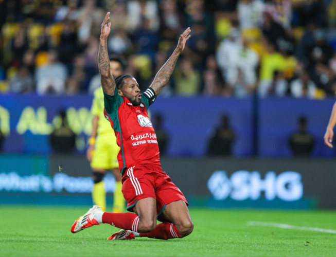 في مباراة مثيرة.. الاتفاق يفوز على النصر بثلاثة أهداف مقابل هدفين