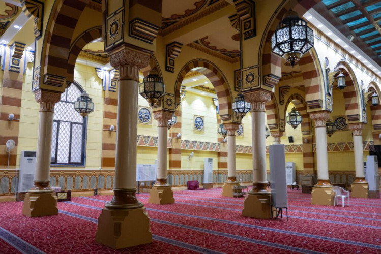 الحدود الشمالية.. تجهيز 803 مساجد وجوامع لاستقبال رمضان