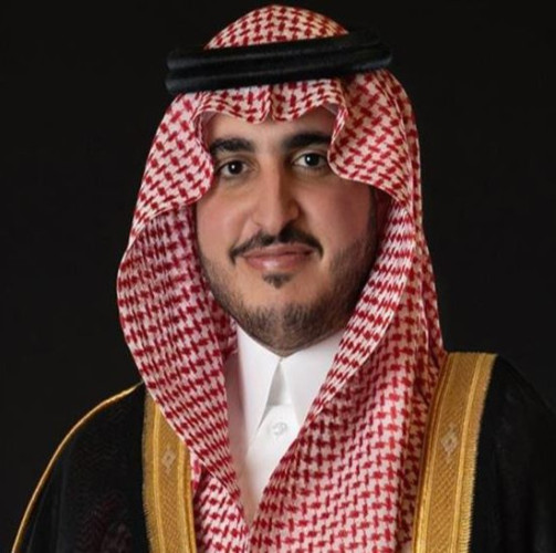 أمير الجوف يوجه بمواصلة العمل بتكليف عدد من الموظفين في الإمارة والمحافظات التابعة خلال فترة عيد الفطر