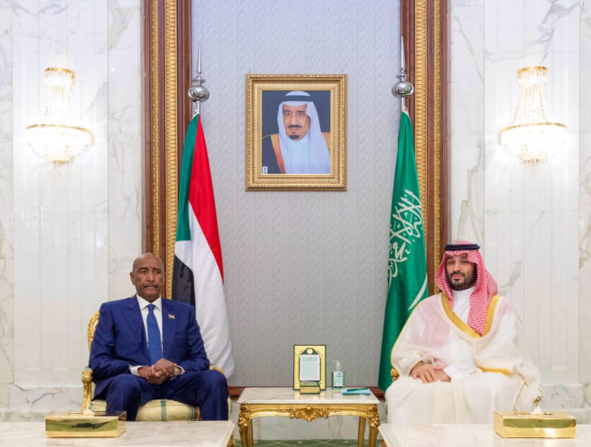 ولي العهد يستقبل رئيس مجلس السيادة السوداني ويستعرضان مستجدات الأوضاع في السودان والجهود المبذولة تجاهها