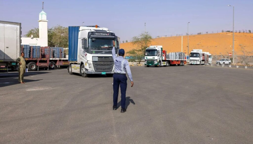 هيئة النقل: حجز 3 شاحنات أجنبية وإيقاع غرامة مالية(10)آلاف ريال لنقلها البضائع داخل المملكة