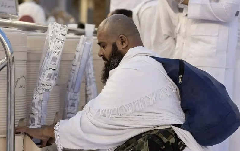 “العناية بالحرمين” تدعو إلى الالتزام بالإرشادات حول ماء زمزم في المسجد الحرام