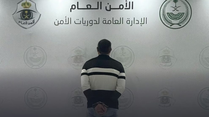 بالتنسيق مع الأمن المجتمعي.. الإطاحة بوافد في جدة لاستغلاله أطفالاً في التسول