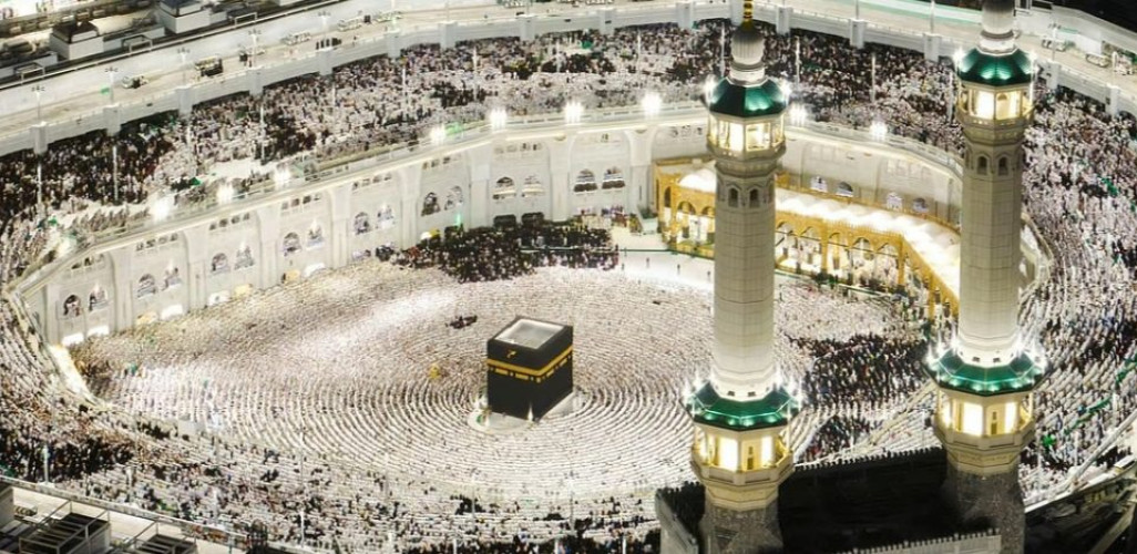 رقم قياسي جديد.. 4.2 مليون مصلٍ ومعتمر بالمسجد الحرام يوم 26 رمضان وليلة الـ 27