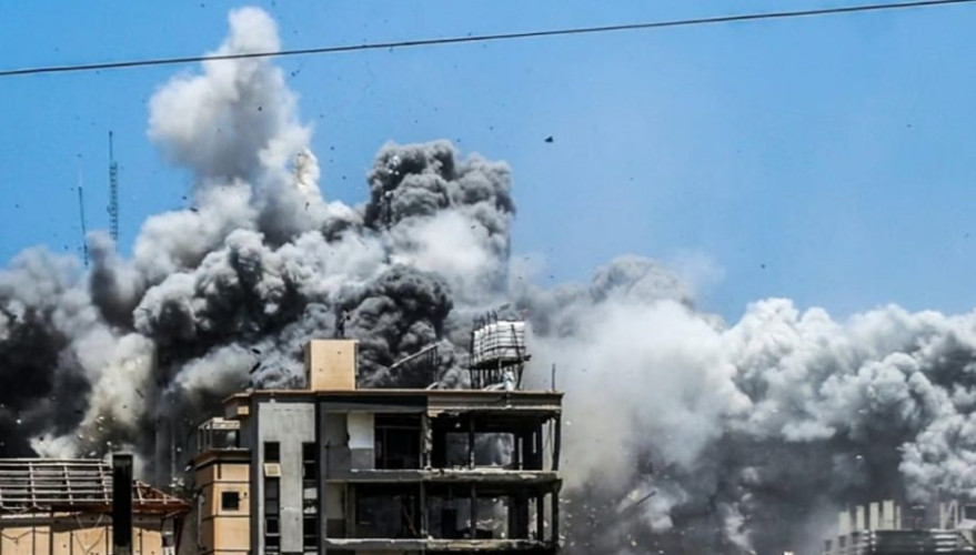 استشهاد 22 فلسطينيًا في إطلاق نار وقصف إسرائيلي على الضفة الغربية وقطاع غزة