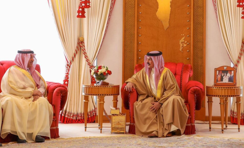 ملك البحرين يستقبل وزير التعليم