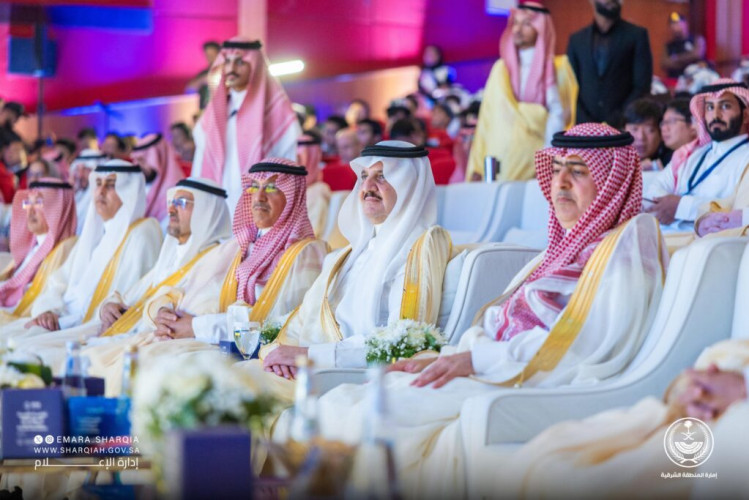 أمير المنطقة الشرقية يرعى اختتام أولمبياد الفيزياء الآسيوي في الظهران بمشاركة 30 دولة