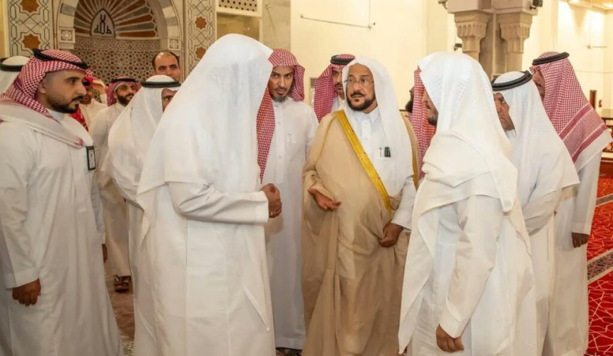 وزير الشؤون الإسلامية يتفقد جاهزية مرافق الوزارة بالمشاعر المقدسة ويدشن 8 مشاريع تطويرية في مساجد المشاعر المقدسة