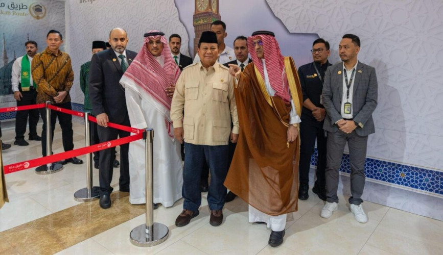 رئيس جمهورية إندونيسيا يزور صالة “مبادرة طريق مكة” بمطار سوكارنو هاتا الدولي بجاكرتا