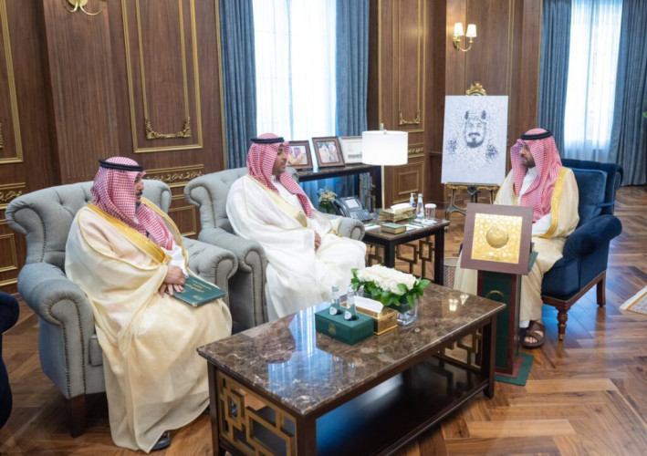 أمير الحدود الشمالية يدشّن مقر جمعية حفظ النعمة في عرعر