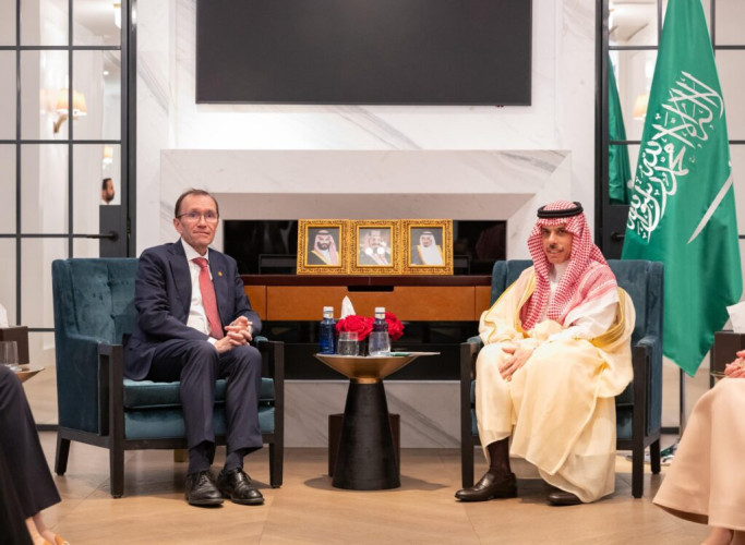 وزير الخارجية يلتقي وزير خارجية النرويج