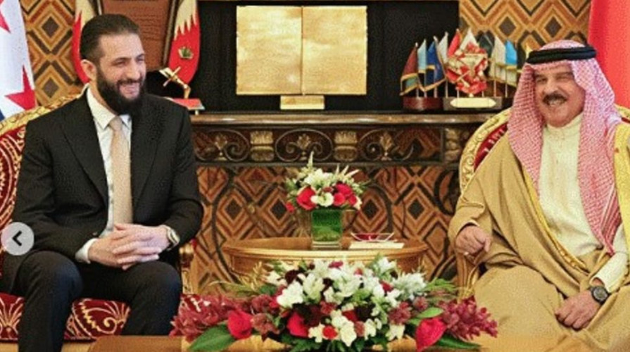 ملك البحرين يستقبل الرئيس السوري ويستعرضان علاقات البلدين