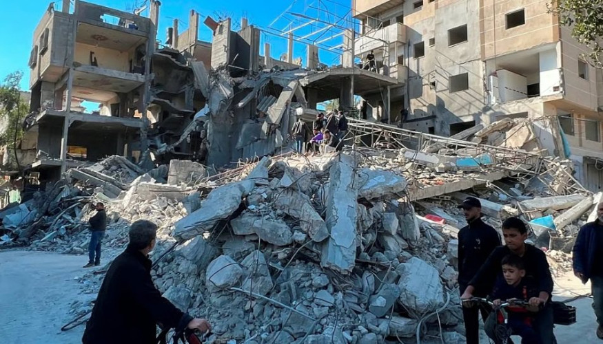 استشهاد (44) فلسطينيًا في قصف الاحتلال الإسرائيلي وسط وجنوب قطاع غزة