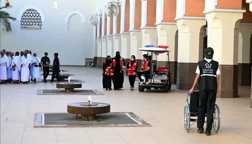 الهلال الأحمر بالمدينة يُكثّف جهوده الإسعافية لتفويج الحجاج عبر طريق الهجرة