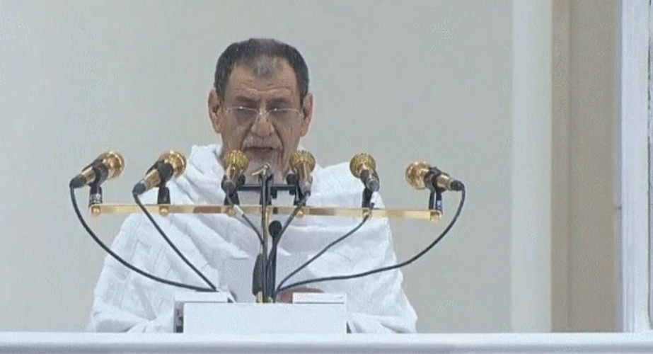 بن حميد في خطبة عرفة: اتقوا الله بفعل أوامره وترك مناهيه