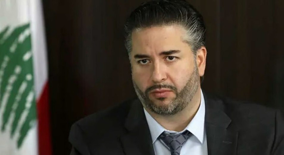 لبنان.. توقيف وزير الاقتصاد السابق بتهم تزوير وعقود مشبوهة والتصرف غير القانوني بالأموال