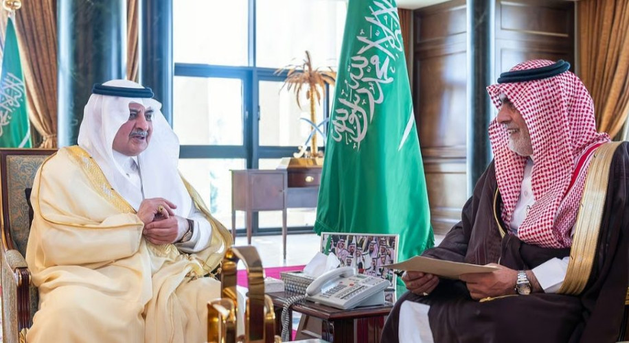 أمير تبوك يطّلع على سير الاختبارات.. ويشيد بنجاح الحج