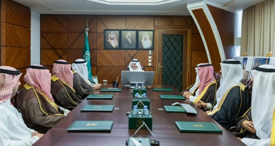 أمير المنطقة الشرقية يطّلع على المشاريع الفائزة بمسابقة تطوير مداخل حاضرة الدمام