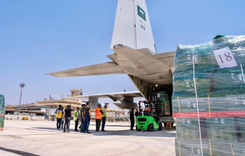 وصول الطائرة الإغاثية السعودية الثانية لمساعدة الأشقاء السوريين المتضررين من الحرائق في محافظة اللاذقية التي يسيرها مركز الملك سلمان للإغاثة