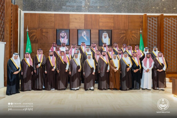 أمير المنطقة الشرقية يكرّم المانحين لحملة “جود المناطق” بعد توفير 459 وحدة سكنية