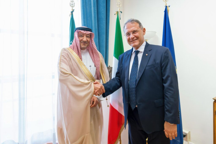 نائب وزير الخارجية يلتقي نائب وزير خارجية إيطاليا