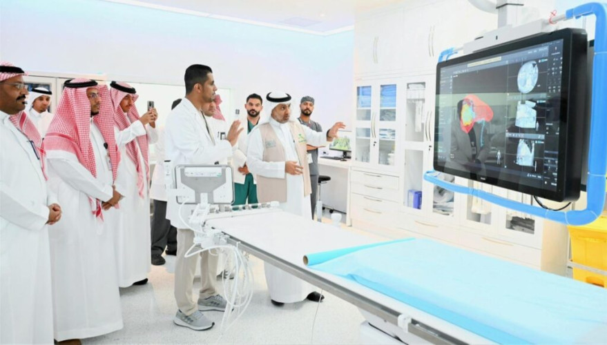 وزير الصحة يتفقد مشاريعًا نوعية بطبية الملك سلمان في المدينة المنورة