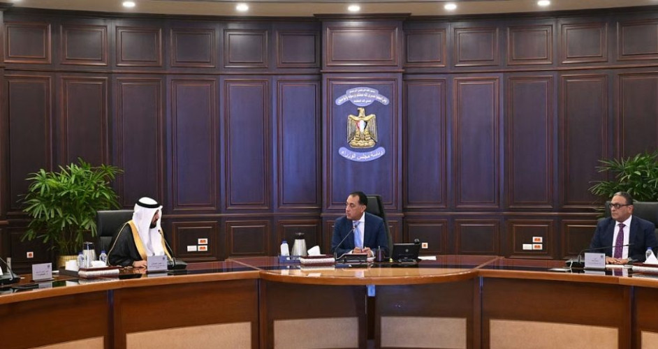 رئيس الوزراء المصري يلتقي رئيس مجلس إدارة مجموعة “سمو القابضة” السعودية