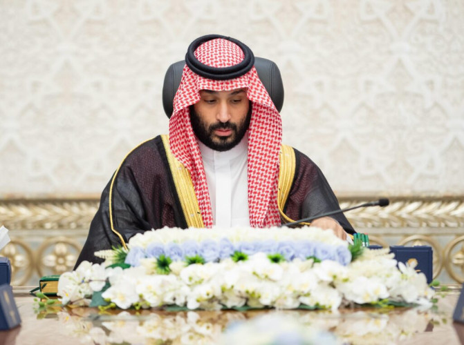 سمو ولي العهد يرأس جلسة مجلس الوزراء في نيوم