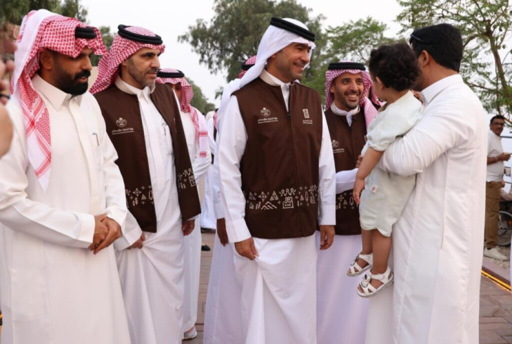 وزير البلديات والإسكان يزور منطقة عسير ويتابع سير العمل في عدد من المشروعات التنموية