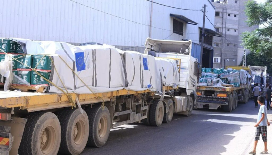 قافلة إغاثية سعودية جديدة تصل إلى وسط قطاع غزة مقدمة من مركز الملك سلمان للإغاثة