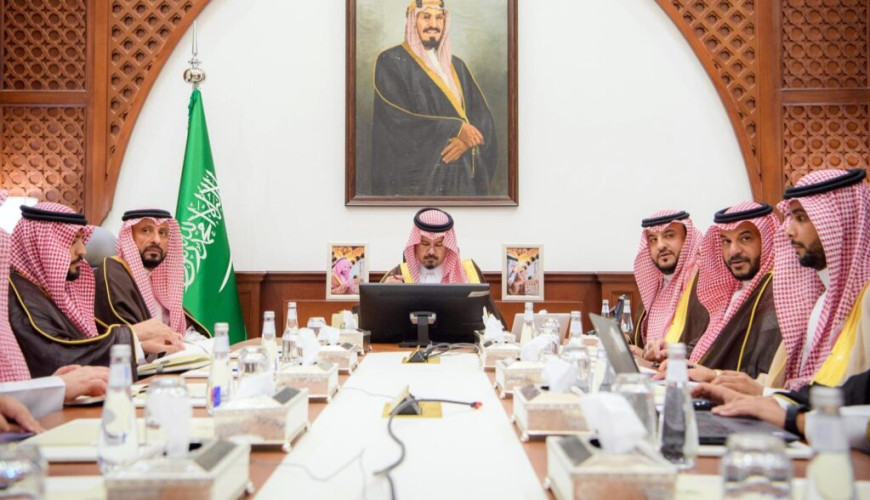 أمير المدينة المنورة يستقبل الرئيس التنفيذي للنخيل والتمور