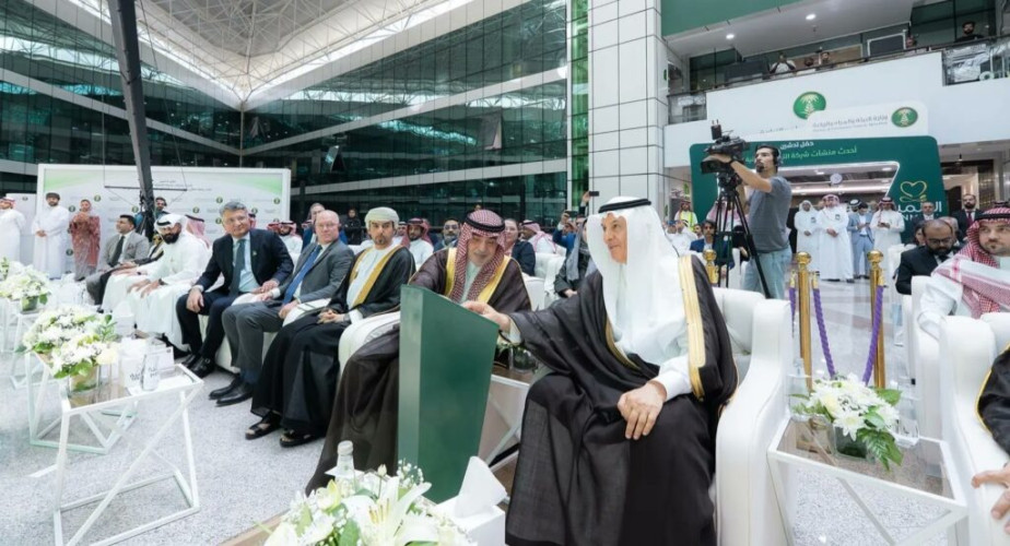 وزير “البيئة” يدشّن مصنعين لإنتاج الدواجن والأعلاف بالرياض للإسهام في تعزيز الاكتفاء الذاتي وتحقيق الأمن الغذائي