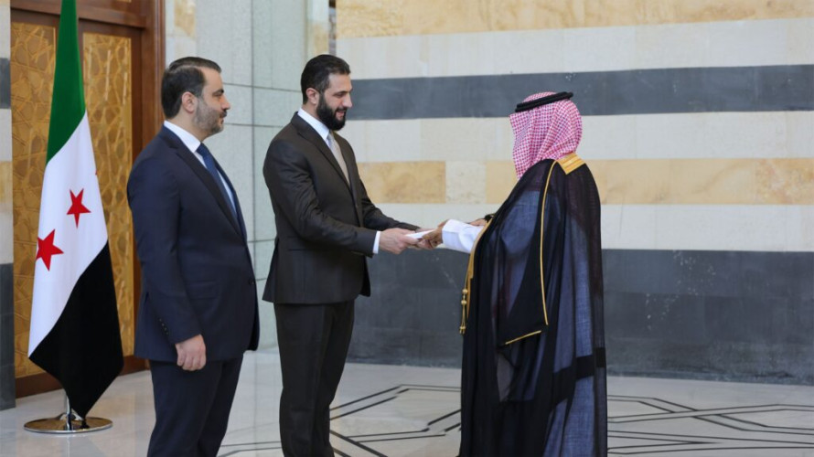 الدكتور المجفل يقدم أوراق اعتماده سفيرًا فوق العادة لخادم الحرمين الشريفين إلى رئيس الجمهورية العربية السورية