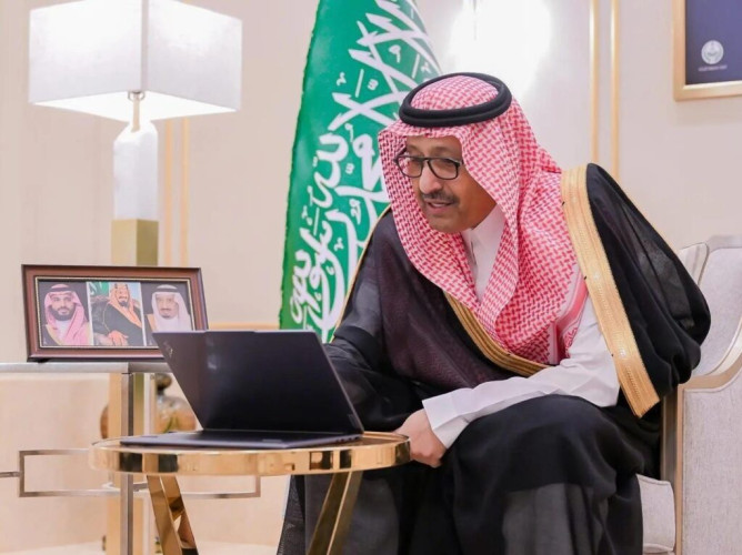سمو أمير منطقة الباحة يدشّن مشروع البرامج الأكاديمية في الفنون الإبداعية بجامعة الباحة