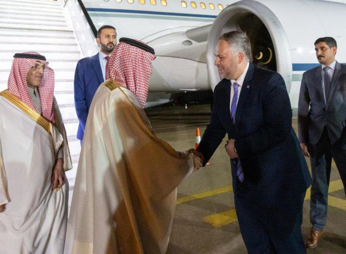 نيابة عن سمو ولي العهد.. سمو وزير الخارجية يصل إلى جوهانسبرغ لترؤس وفد المملكة في قمة مجموعة العشرين
