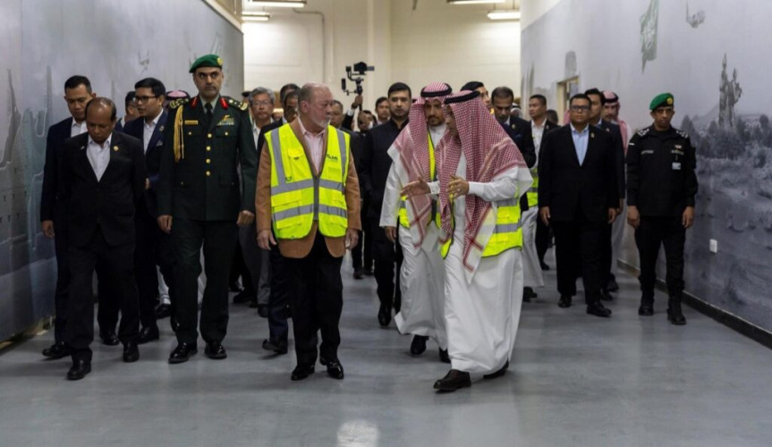 ملك ماليزيا يزور الشركة السعودية للصناعات العسكرية