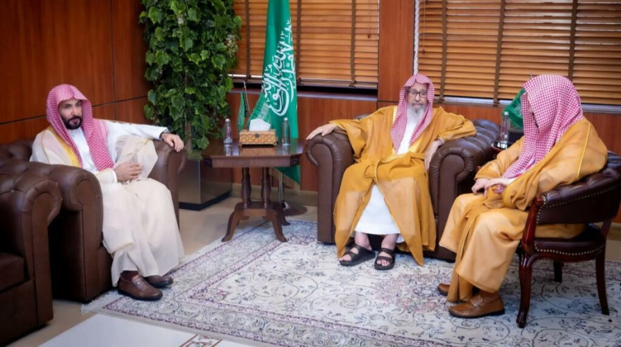 مفتي عام المملكة يستقبل وزير العدل