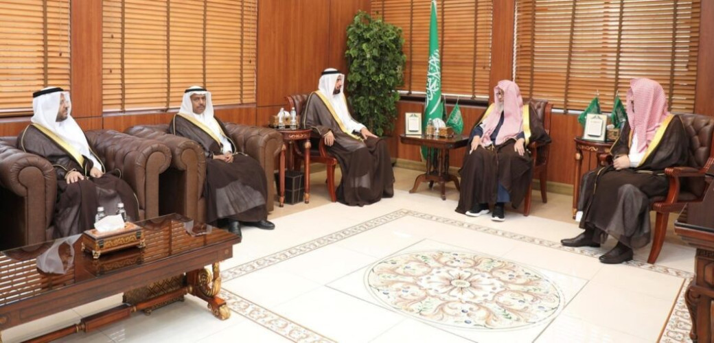 مفتي عام المملكة يستقبل وزير الحج والعمرة