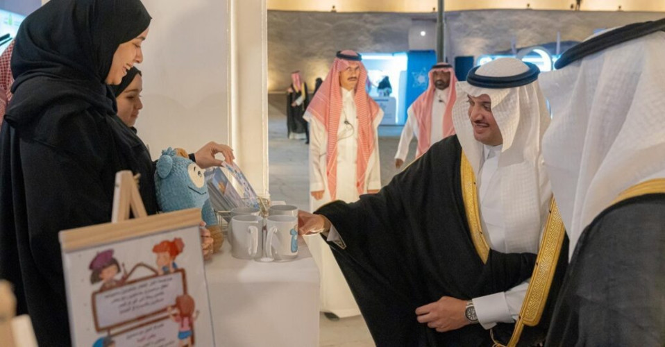 محافظ الأحساء يدشّن حملة “سكرك موزون” ضمن فعاليات اليوم العالمي للسكري