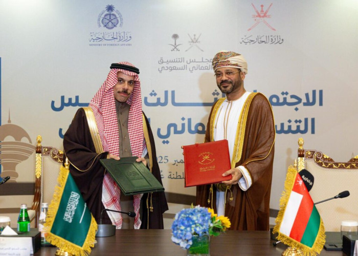 وزير الخارجية يلتقي وزير خارجية عُمان ويترأسان الاجتماع الثالث لمجلس التنسيق السعودي العماني