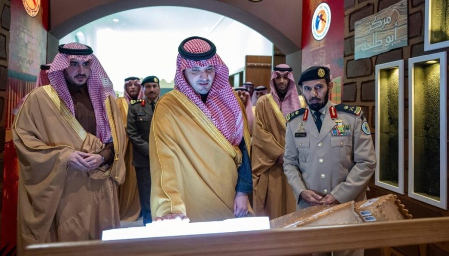 الأمير عبدالعزيز بن سعود يدشّن عددًا من المشروعات ومركزًا تاريخيًّا لحرس الحدود بمنطقة الجوف