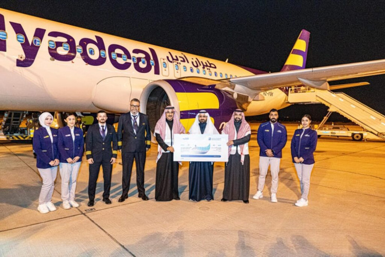 بتوجيه من محافظ الأحساء.. وكيل المحافظة يدشّن رحلات مباشرة بين الأحساء والمدينة المنورة عبر طيران أديل
