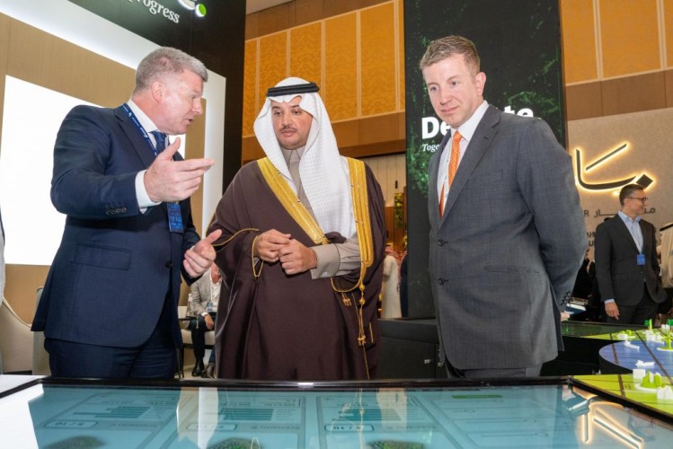 محافظ الأحساء: الإنسان أولًا.. ورؤية متوازنة تقود مستقبل العقار والتنمية