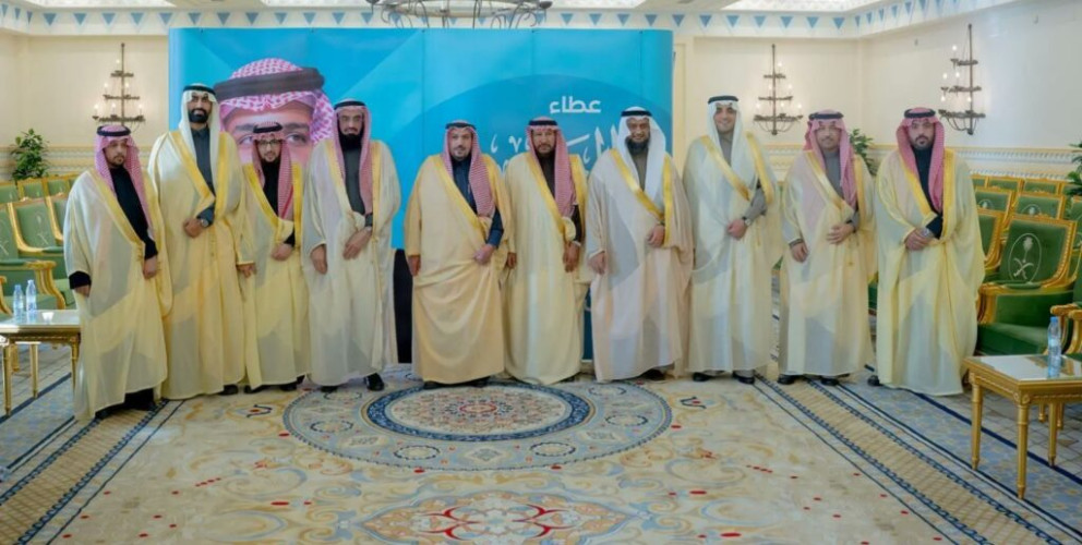 أمير القصيم يسلّم وثائق تملّك الوحدات السكنية للمستفيدين من تبرّع سمو ولي العهد