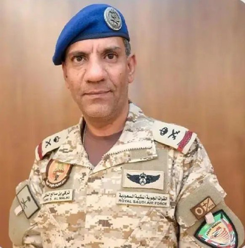 المتحدث الرسمي باسم قوات التحالف “تحالف دعم الشرعية في اليمن”: عيدروس الزبيدي وآخرون هربوا ليلًا عبر واسطة بحرية باتجاه إقليم أرض الصومال في جمهورية الصومال الاتحادية