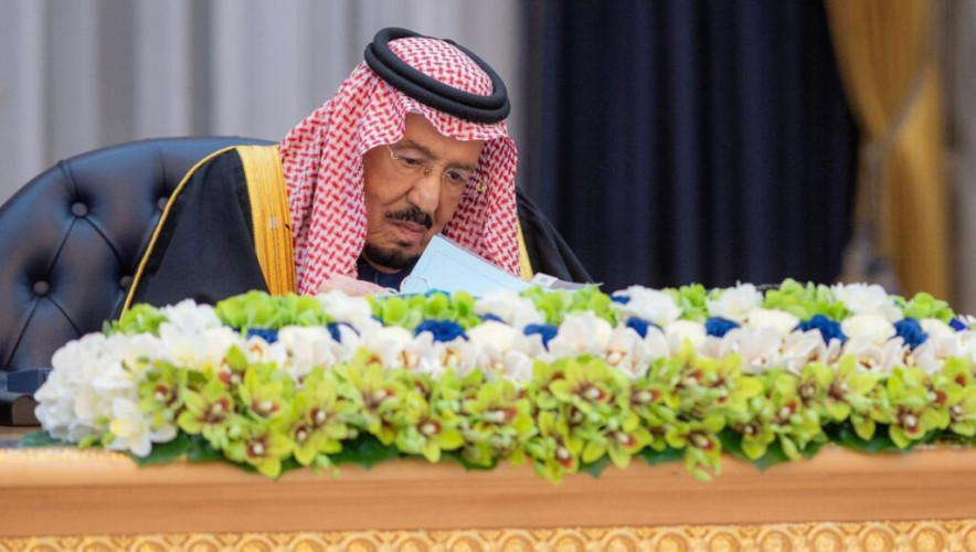 خادم الحرمين الشريفين يرأس جلسة مجلس الوزراء في الرياض