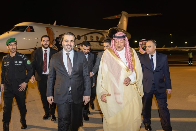 نائب وزير الخارجية يستقبل وزير خارجية سوريا لدى وصوله الرياض