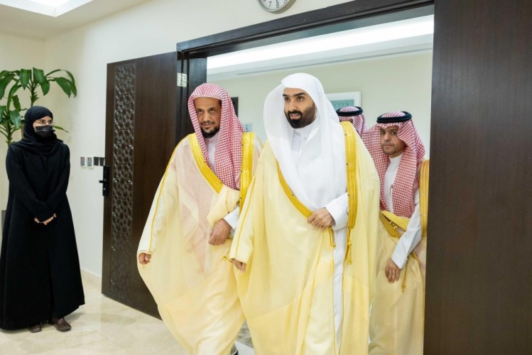 النائب العام د. خالد اليوسف يستقبل أعضاء مجلس النيابة العامة وقياداتها ومنسوبيها