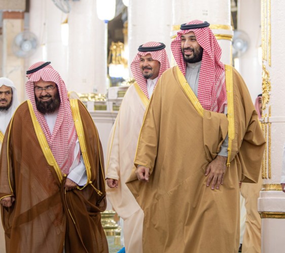 سمو ولي العهد يزور المسجد النبوي