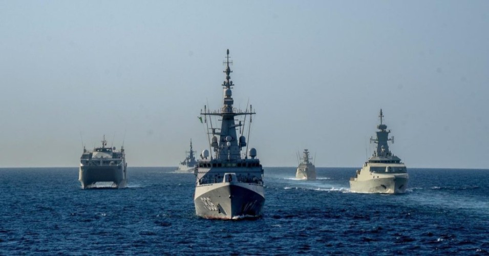 القوات البحرية تختتم مشاركتها بتمرين “رياح السلام” في سلطنة عُمان